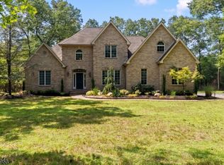 7 Harmony Ct, Southampton Twp., NJ 08088