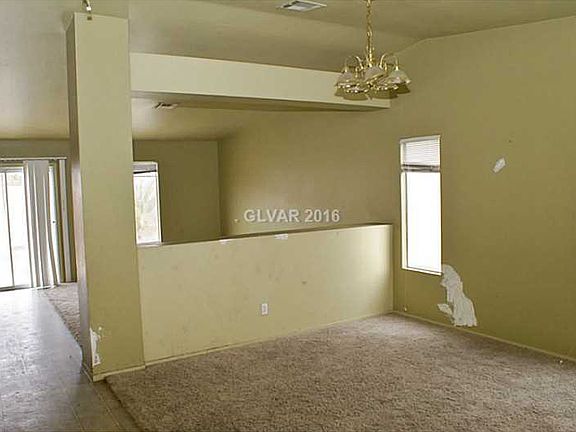 3rd image of 3020 Shady Garden Ct