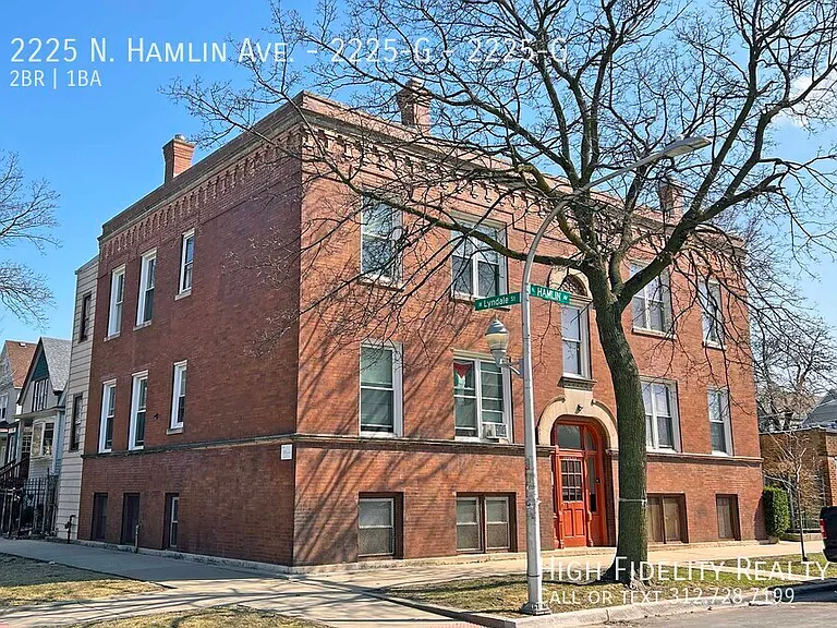 2225 N Hamlin Ave #G — Photo 1