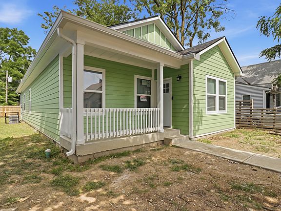 4th image of 1172 Groff Ave