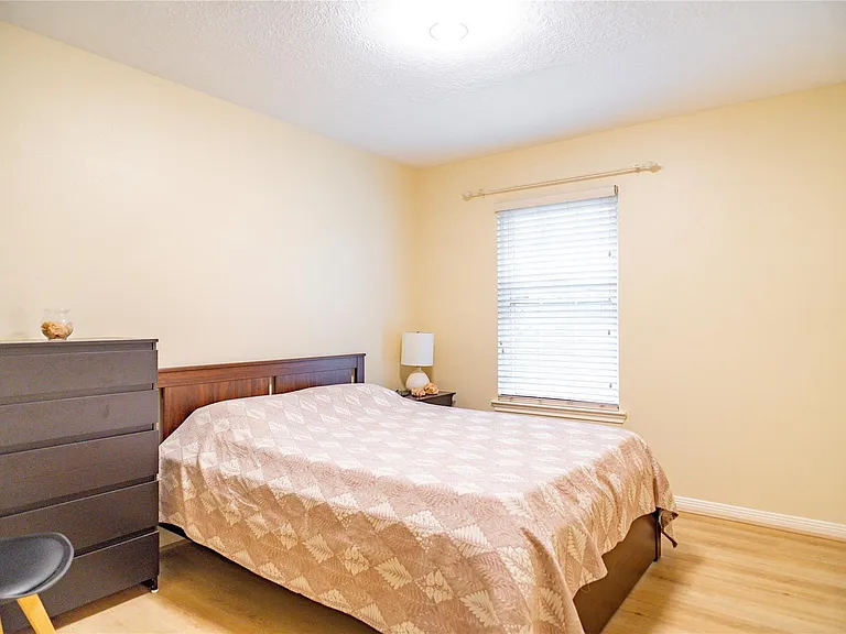 18310 Spellbrook Dr — Photo 6
