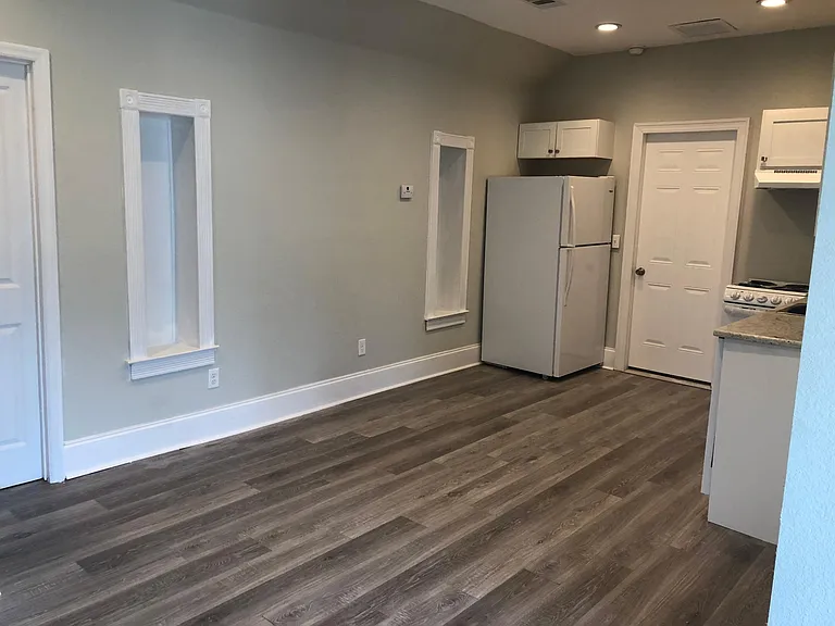 3114 Dunbar Ln #CARRIAGE HOUSE — Photo 12