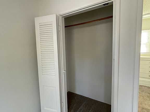 5th image of 151 N Beachwood Dr #11213705