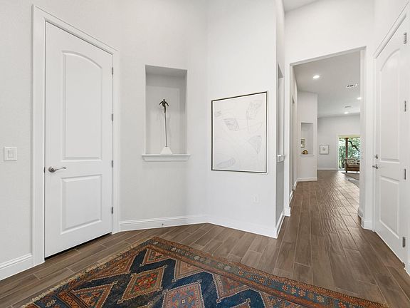 5th image of 8902 Moccasin Path