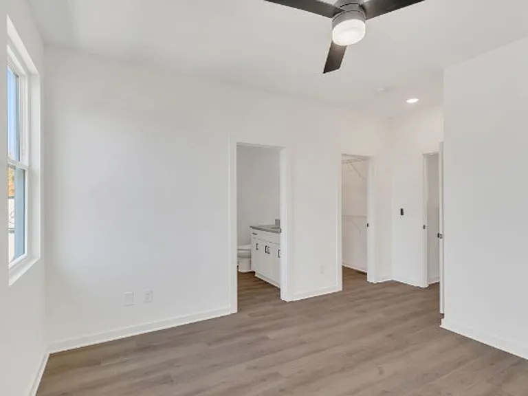310 Cedar St #2 — Photo 10