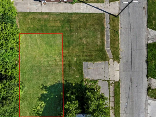 1213 Flushing Rd, Flint, MI 48504