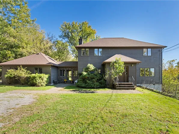 6 Austin St, Dansville, NY 14437