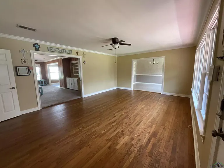 600 Shadywood Dr #1 — Photo 6
