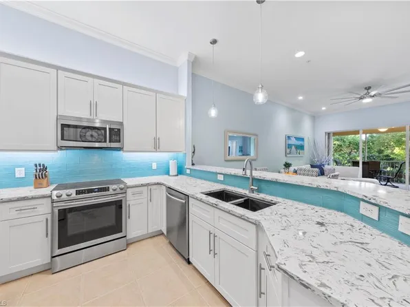 1285 Sweetwater CV #2106, NAPLES, FL 34110