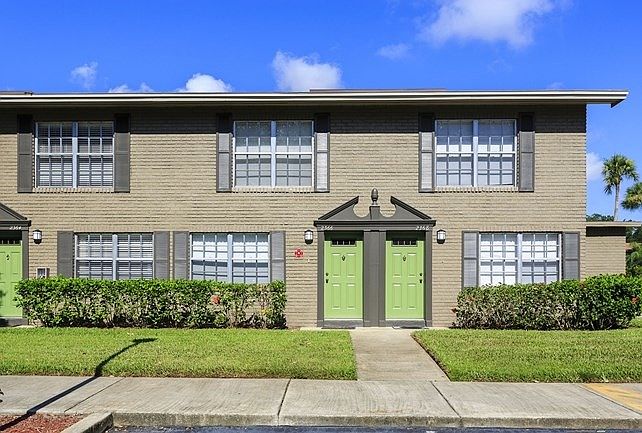 1st image of 2403 Forest Park Dr
