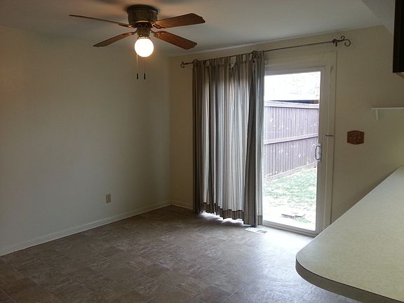 3rd image of 2507 Jamestown Ct