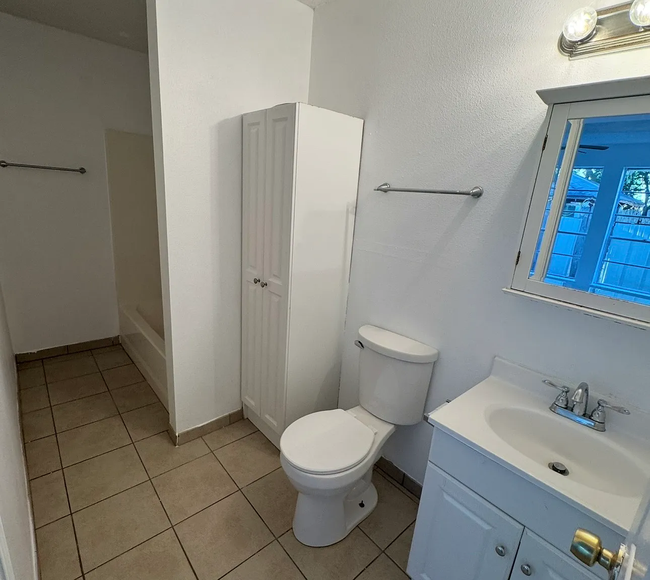 3 bed, 1500 sqft, $1,650 — Photo 4