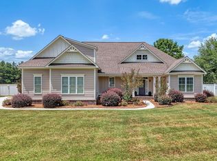 106 Creekridge Dr, Leesburg, GA 31763