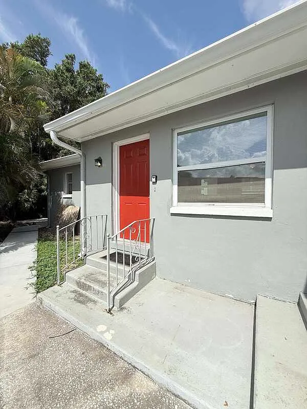 1 bed, 1.0 bath, 650 sqft, $1,350 — Photo 2