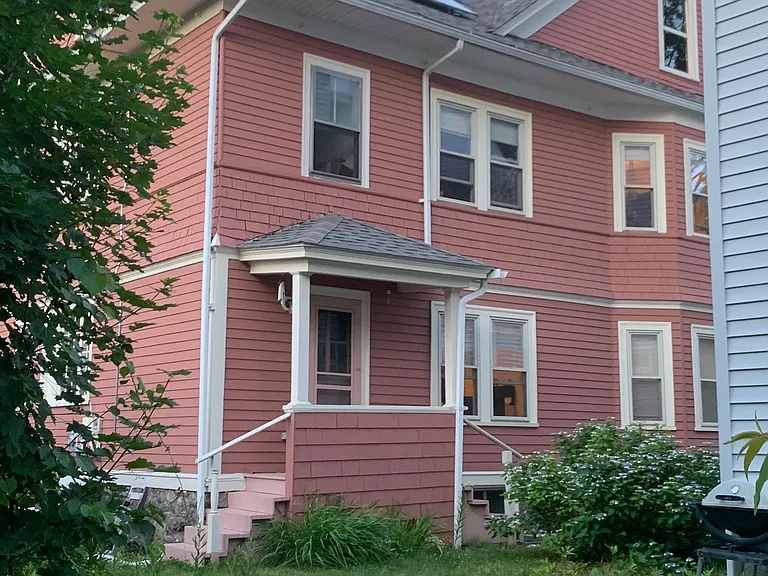 6 Manor St #2 — Photo 25