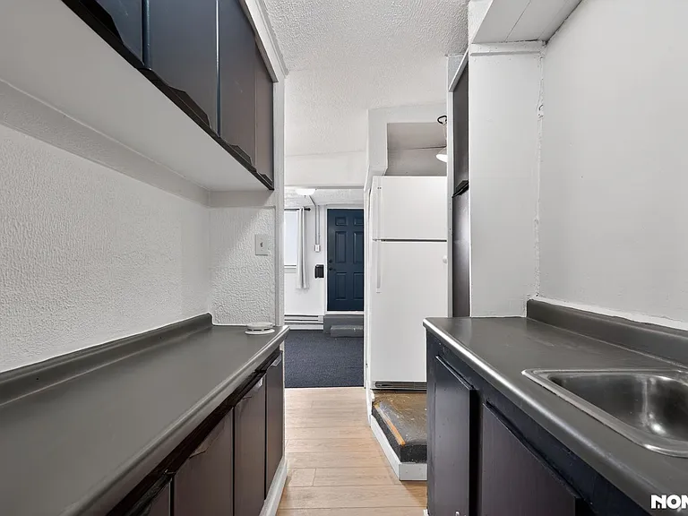 2509 Royalty Ct #B — Photo 12