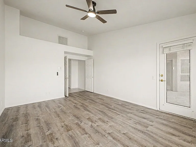 1320 E Cottonwood Ln — Photo 14