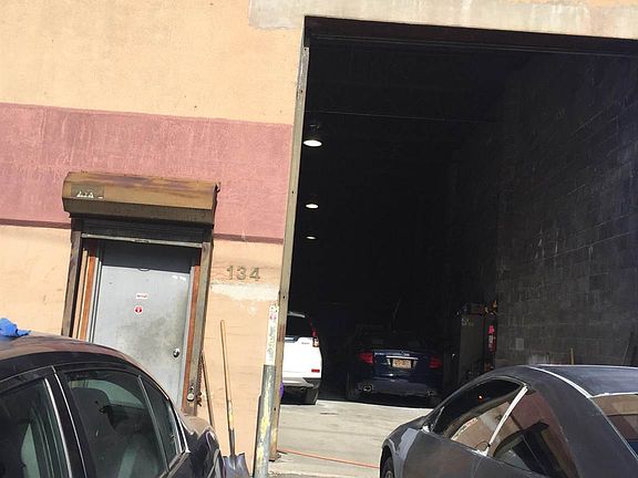 5th image of 134 S Terrace Ave