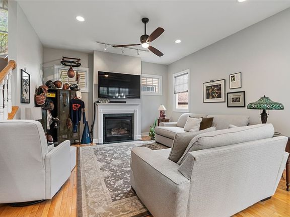 5th image of 1310 Fairstead Ln