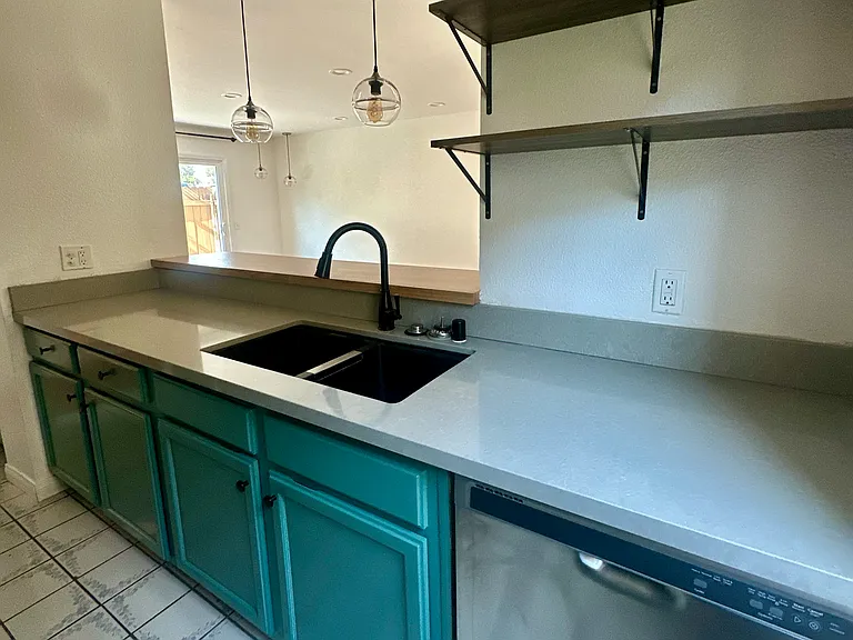 4562 Twain Ave #11 — Photo 4