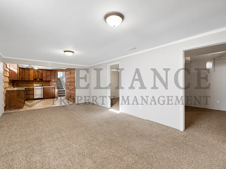 215 N King St — Photo 28