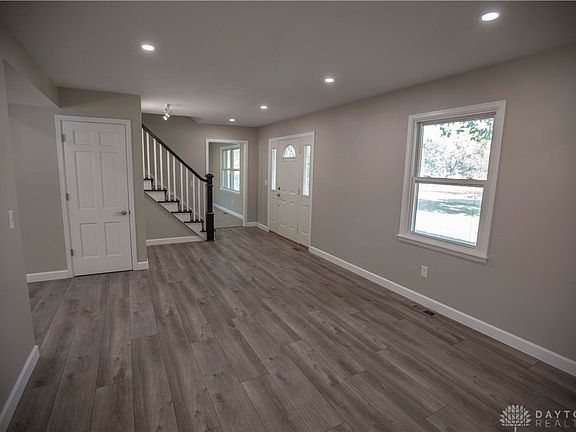 5th image of 6401 Broken Arrow Pl