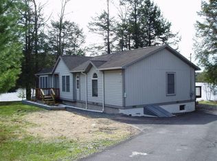 345 Bison Trl, Lake Ariel, PA 18436