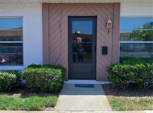 6050 Chesham Dr APT 3, New Port Richey, FL 34653