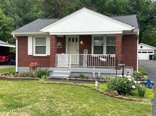 10615 Allen Dr, Fairdale, KY 40118