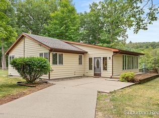 4624 E Popell Dr, Newaygo, MI 49337