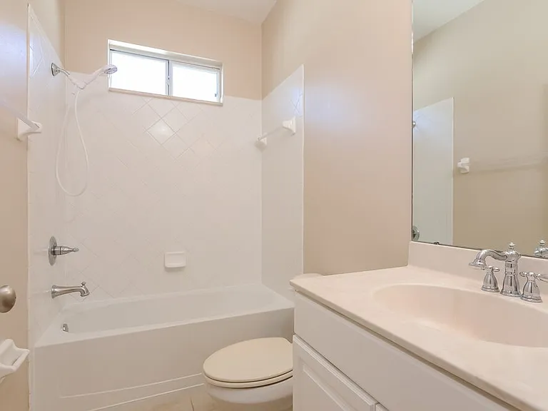 7830 Grasmere Dr — Photo 12