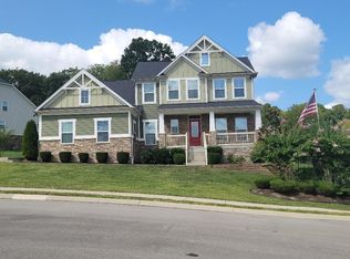 1037 Crutcher Station Dr, Hendersonville, TN 37075