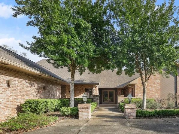 12328 Lake Sherwood Ave N, Baton Rouge, LA 70816