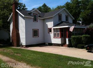 1118 Hickory St, Niles, MI 49120