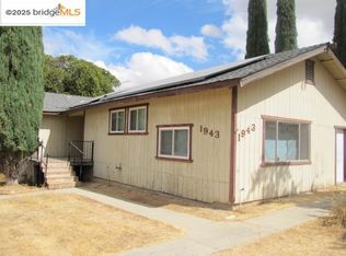 1943 S Ranchero Rd, Valley Springs, CA 95252