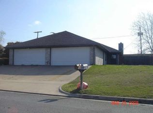 2316 Clifton Ln, Bessemer, AL 35023