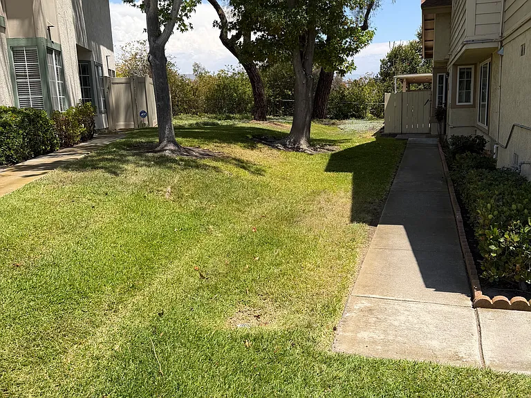 2404 Manzana Way #2A — Photo 13