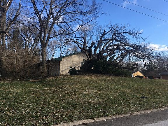 5th image of 59 W Floyd Ave
