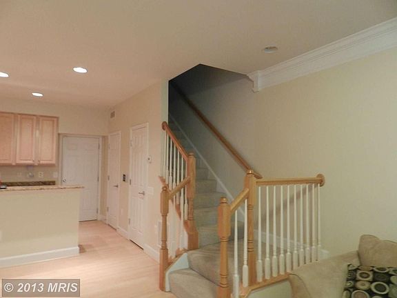 3rd image of 2396 Brookmoor Ln