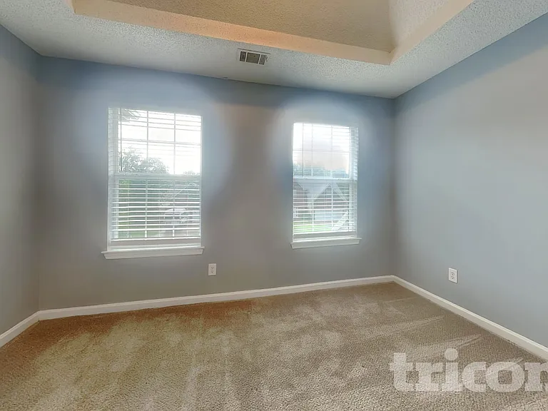 4828 Triger Ln — Photo 13