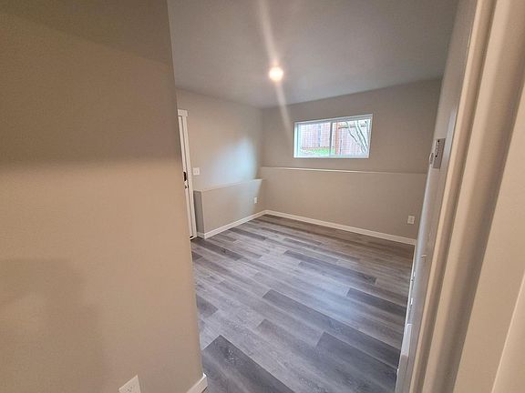 3rd image of 3404 Taylor Ave #3