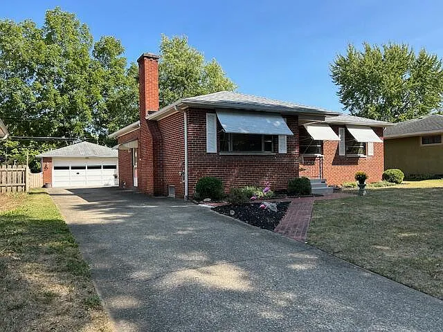 4438 Marland Dr photo 1