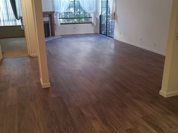 5th image of 5534 Encino Ave APT 114