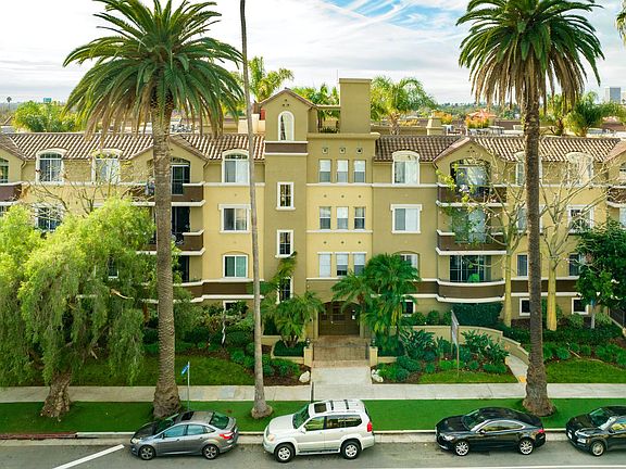 2nd image of 2245 S Beverly Glen Blvd APT 118