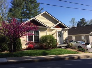 70 Sand Hill Rd, Asheville, NC 28806