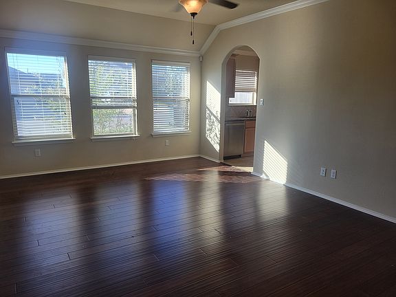 3rd image of 6932 Plains Crest Dr