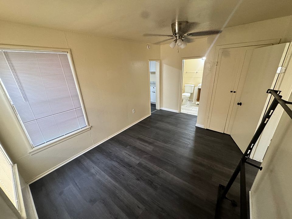 2nd image of 1300 Quincy St #1/2