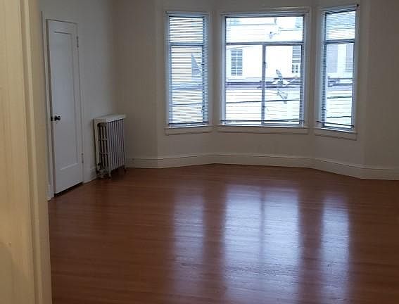 3rd image of 3570 Pierce St APT 3
