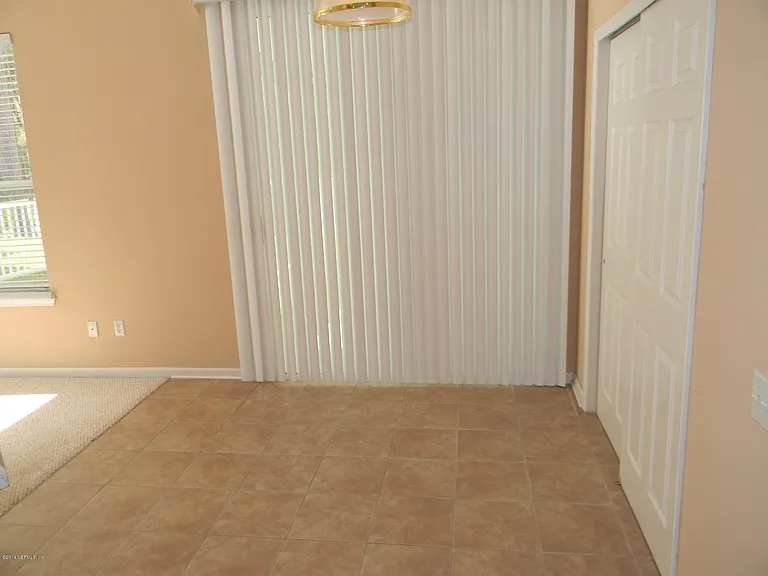 10599 Roundwood Glen Ct — Photo 11