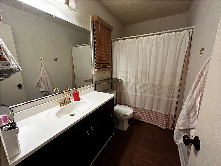 405 Live Oak St #A — Photo 15